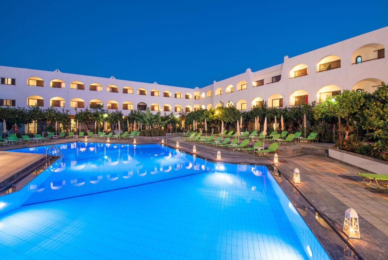 Hotel Malia Holidays ภายนอก รูปภาพ