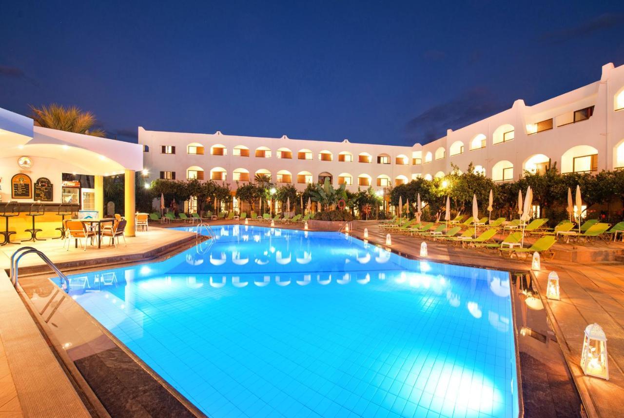 Hotel Malia Holidays ภายนอก รูปภาพ