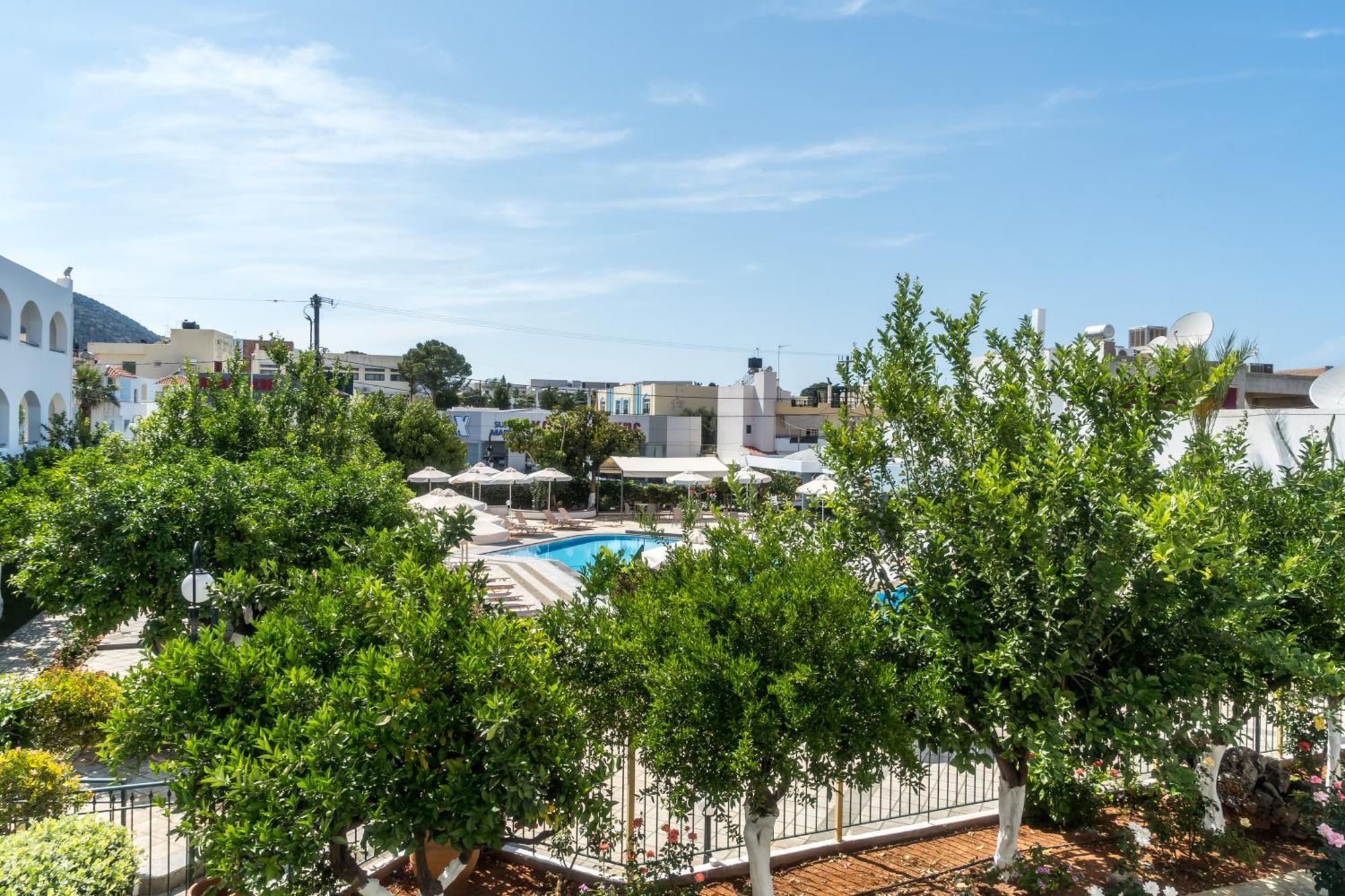 Hotel Malia Holidays ภายนอก รูปภาพ